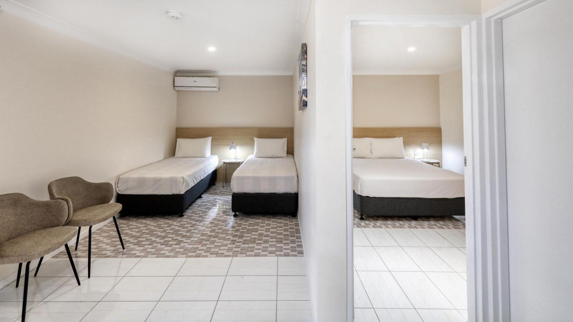The Phoenix Artesian Spa Resort And Accommodation Moree Exterior photo